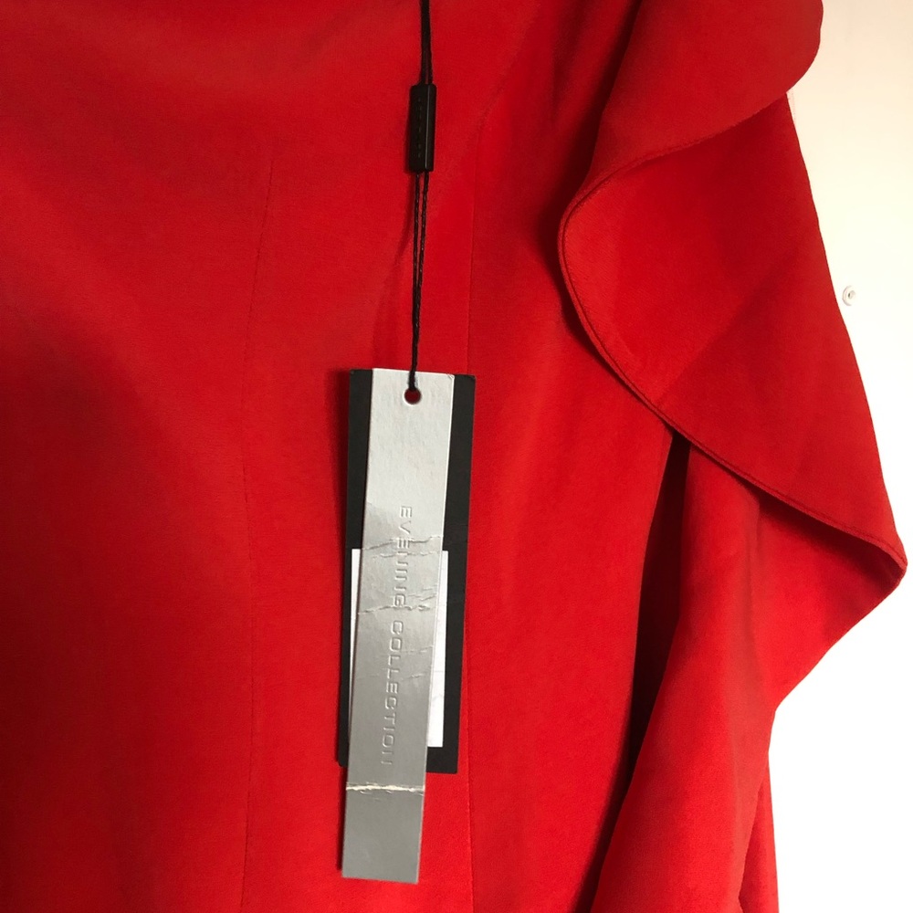 Brand new Halston Gown